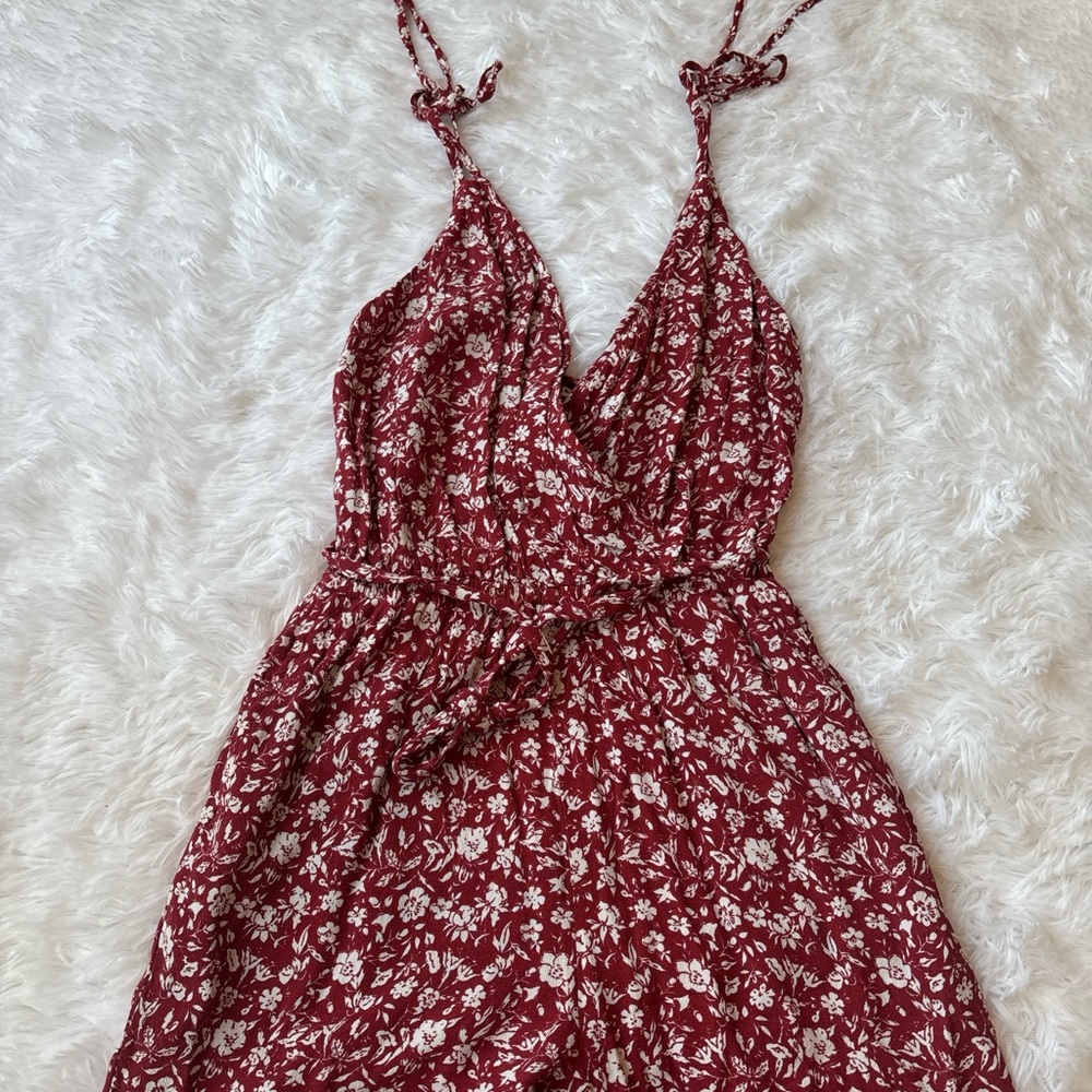 Abercrombie & Fitch Burgundy Floral Jumpsuit - Picture 2 of 6